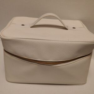 White Travel Makeup Case with Removable Black Tray